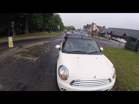 EO13FDG "Bloody hell mate, use use your indicators" Frustrated failed MGIF, Hutton, Lancashire