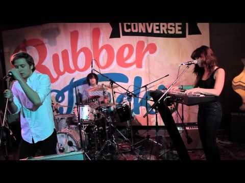Converse Rubber Tracks: Ready, Set - Yacht Club performs "I'd Work for Your Love"
