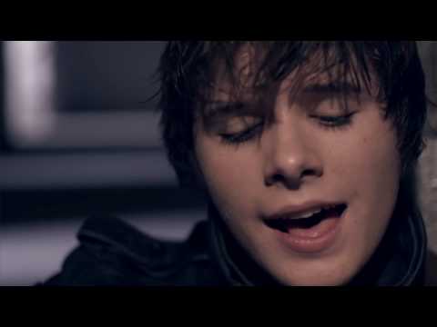 Carry Me On - Tom Andrews OFFICIAL VIDEO