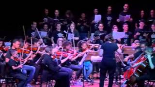 Conheça projeto que aproxima jovens da música clássica