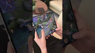 This is what we call "physical cheats"! #HuaweiTrifold #Honor of Kings