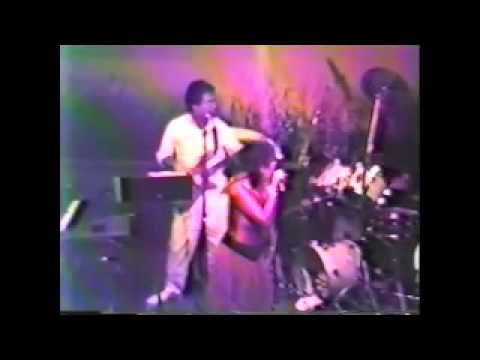 Vicki Sue Robinson Live 1986