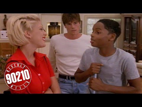 Donna and Joe End Up Babysitting Young Kids!