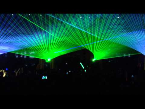 Calvin Harris feat. Kelis - Bounce + Tommy Trash - Monkey See Monkey Do @ FreakNight 2013