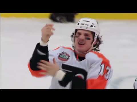 Daniel Carcillo vs Shawn Thornton Fight 2010 Winter Classic