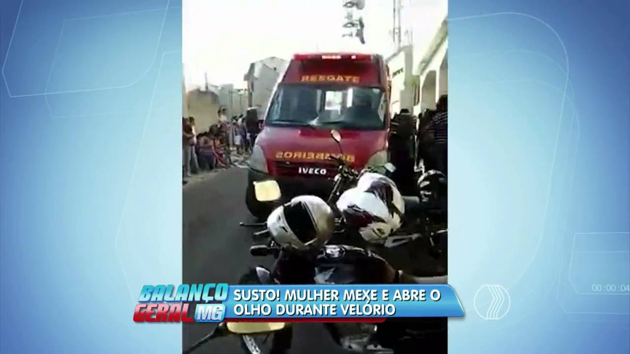 Susto! mulher mexe e levanta de caixão durante velório - BALANÇO GERAL.