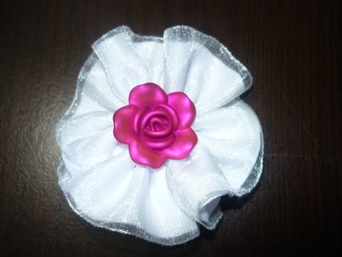  novedosas flores en cinta, para elaborar lindos accesorios
