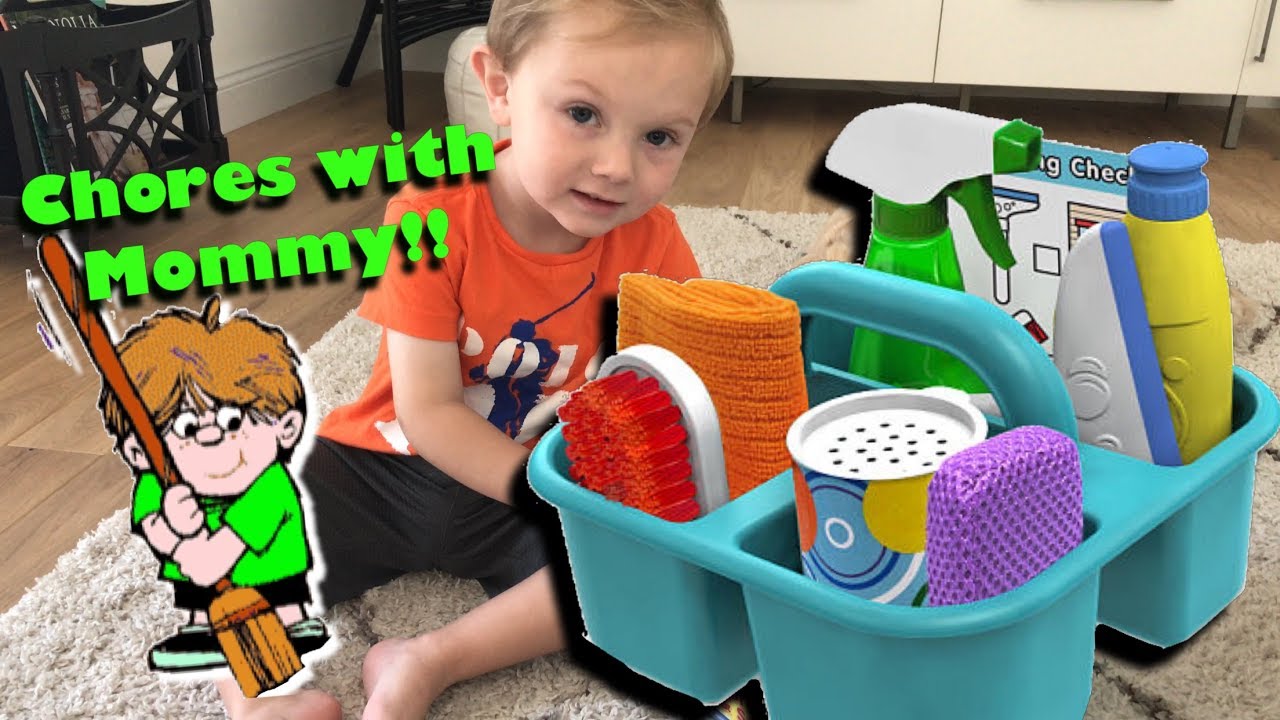 TODDLER PLAYS WITH MELISSA & DOUG CLEANING SET SPRAY, SQUIRT SQUEEGEE SET, BEST CHANNEL FOR TODDLER!