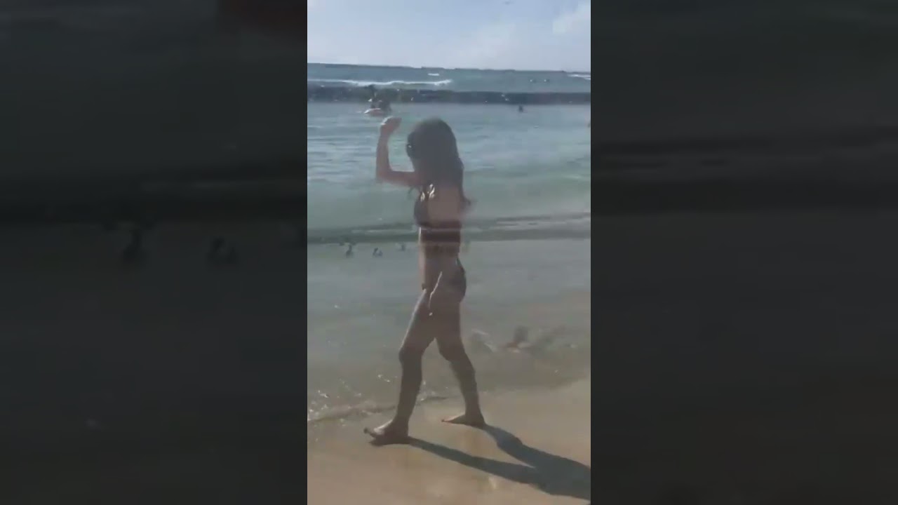 【水着】ハワイの海で、、、