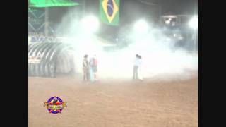 preview picture of video 'CIA Rodeio Dydayr Parreira - 41º ExpoAgropecuária de Porangatu 2012 - Parte 17'