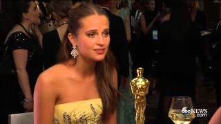 Oscars 2016 | Alicia Vikander Talks Oscar Win