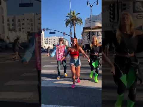 Madagascar in the streets of Hollywood! #youtubeshorts #shorts  @merrickhanna @MontanaTucker