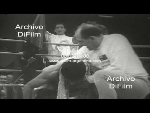 Lionel Rose derrota a Fighting Harada en la categoria gallo 1968