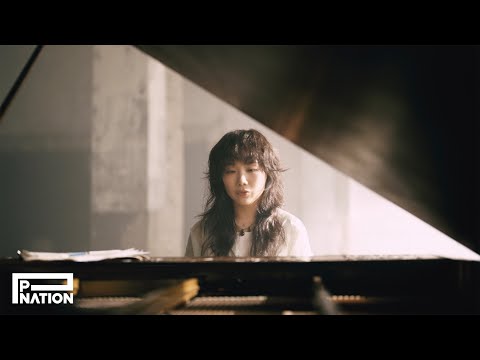 안신애 (An Shinae) - 'Hold Me Now' MV