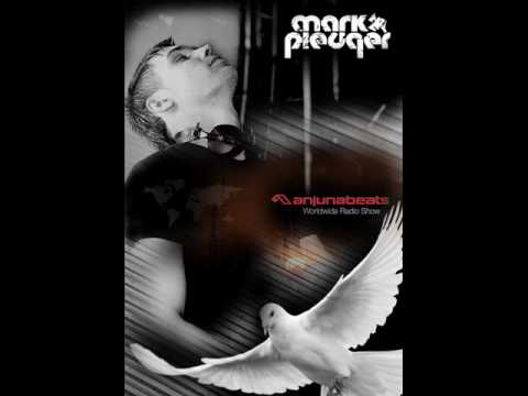 Novaline Feat. Lisa Rose - Run Away On Mark Pledger - Anjunabeats Worldwide 157 2010.01.17