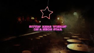 Musik-Video-Miniaturansicht zu Neon Star (Country Boy Lullaby) Songtext von Morgan Wallen