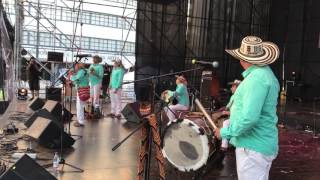 Los Gaiteros de San Jacinto-Mosaico: Manuelito Barrio-Tres Golpes-La escoba y más