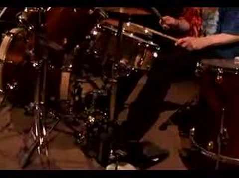 Tim Waterson Double bass HEELS down demonstration