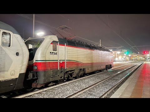 INTERCITY NOTTE con vetture “IC Moon” & “Frecciabianca” in partenza da BARLETTA! [E402B.103+121]