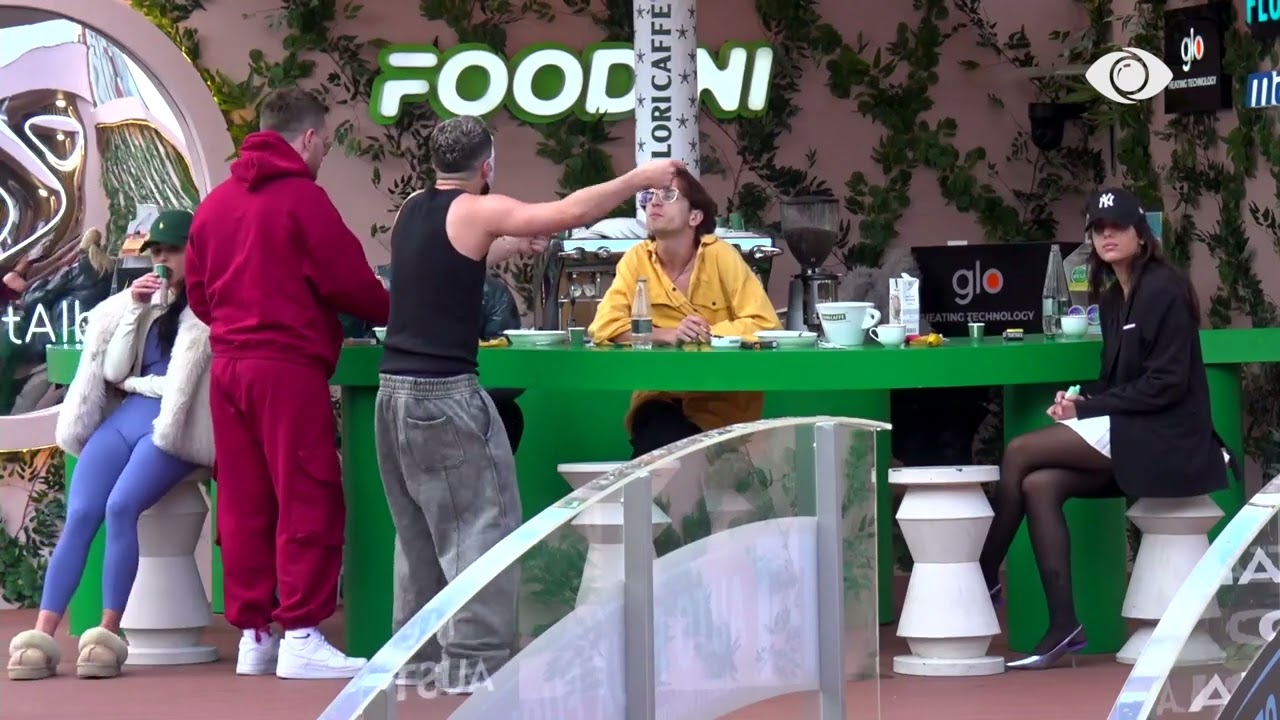 “Doli dyfytyrëshe çika”/ Vserlo debaton me Eglin: Të urdhëroi ky dhe u binde