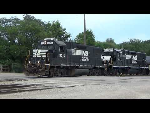 NS 5315 & 5077 on NS Local DU20 Switch Out Cargill in Des Moines, IA
