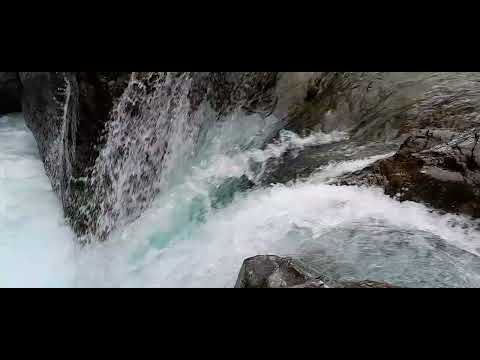 Nacimiento del Río Azul (El Bolsón, Río Negro)