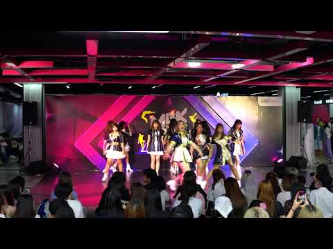 200917 (4K) Pink Champagne cover IZ*ONE - 환상동화 (Secret Story of the Swan) @ MBK Cover Dance 2020