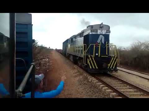The Baragua-Ciego local meets Alco MR-14C 91402 at the CAI Ecuador jct with Lna Central!!Mar 2023!!!