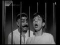 சாமுண்டியாக சிவாஜி காவல் தெய்வம் பாட