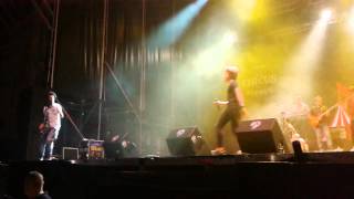 Auryn - Get Ya&#39; Flowers en Valencia (Viveros)
