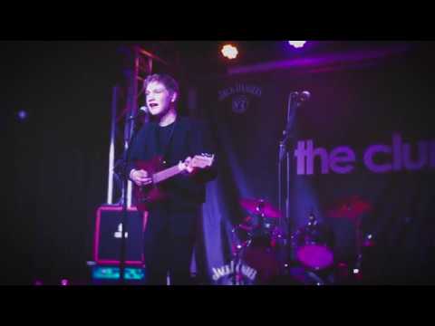 Hallelujah (Live at the Cluny)