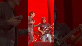 Download lagu “Semut Hitam” Eet Sjahranie & Achmad Albar, scheck Konser Emas 50th God Bless Berkarya mp3 Download lagu “Semut Hitam” Eet Sjahranie & Achmad Albar, scheck Konser Emas 50th God Bless Berkarya mp3