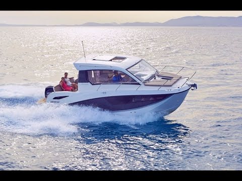 1.59 minute Happiness aboard a Quicksilver Activ 755 Weekend