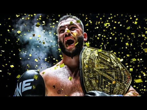 カーフキックで相手のスネが凹んだ！ONEヘビー級キック王者の破壊力が話題に