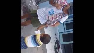 Download lagu Video Orang Tua vs Anak Kecil Lucu mp3