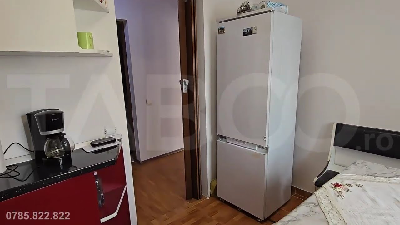 Apartament decomandat 3 camere 2 bai 66 mp parcare boxa Terezian Sibiu - Video