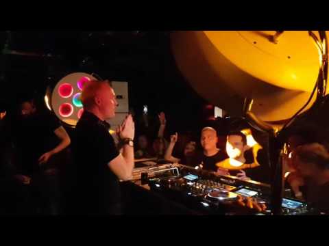 Solarstone playing Lovers @ Solarstone presents Pure Trance - ADE 2016 Special