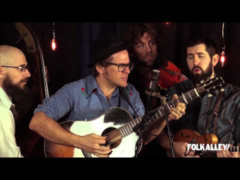 Folk Alley Sessions: The Steel Wheels - "The Race"