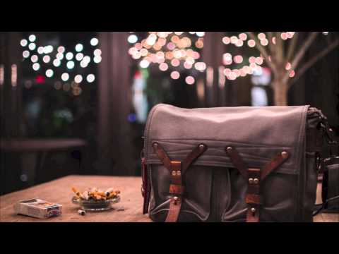 Yolanda Be Cool - A Baru in New York ft.Gurrumul (Flume Remix)