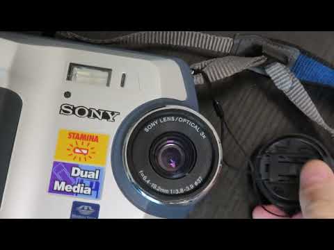Using a Sony Mavica camera (FD-100) in 2022