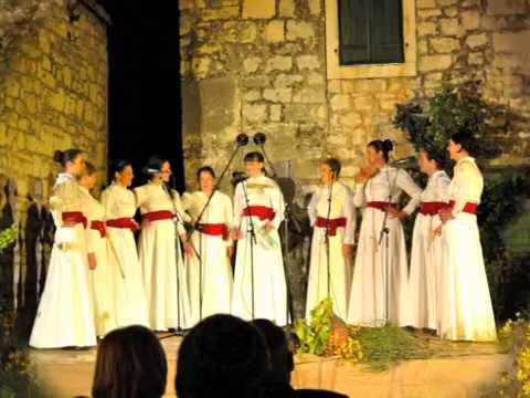 Klapa Frecija in Stari Grad