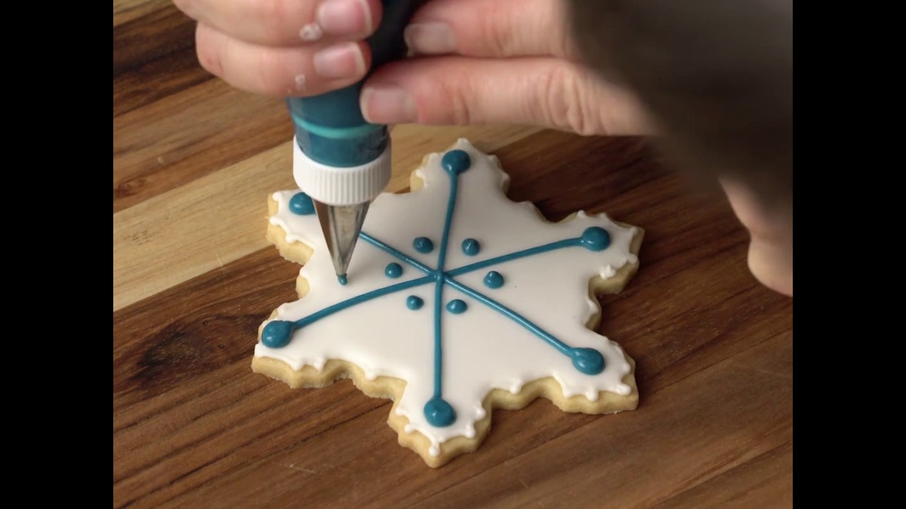 How to decorate perfect Christmas cookies