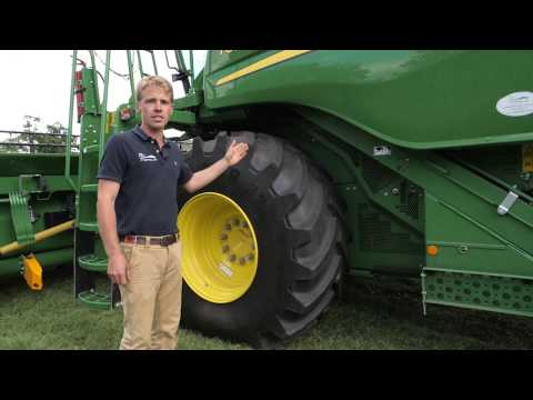 John Deere T670i Combine walkaround with Sam Body, Demonstrator at P Tuckwell Ltd