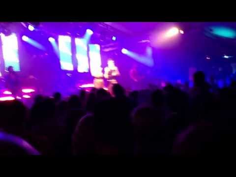 Kirmes mit Barbed Wire