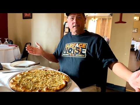 MIMO'S PIZZERIA | Extravagância de pizza de molusco branco da costa leste | New Albany, Indiana | Avaliação do restaurante