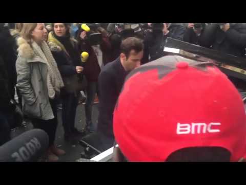Man Plays John Lennon song  "Imagine" On a Piano Outside The Bataclan Theatre - HD VIDEO