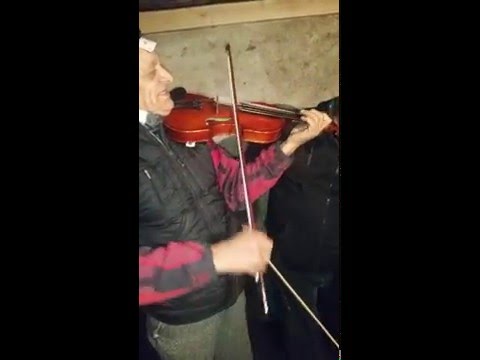 Pazitul fantanii la Maglavit.