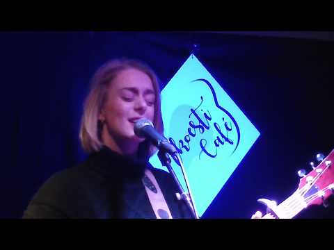 Demi Knight - Caught Me On A Heartbreak