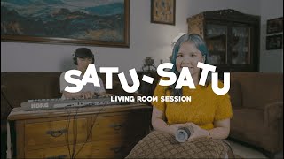 Download lagu Idgitaf - Satu-Satu (Living Room Session) mp3 Download lagu Idgitaf - Satu-Satu (Living Room Session) mp3