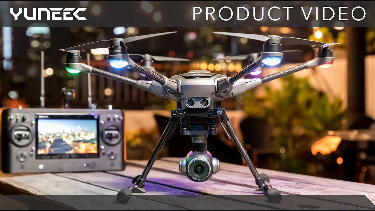 Yuneec Typhoon H Plus s Intel RealSense, batoh
